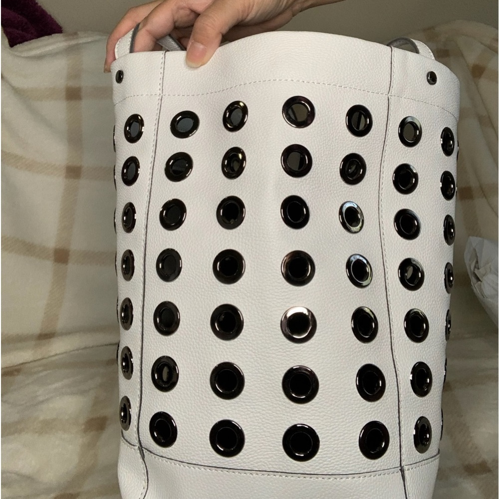 Deuc Lux white tote grommet bag NWT - Picture 4 of 10
